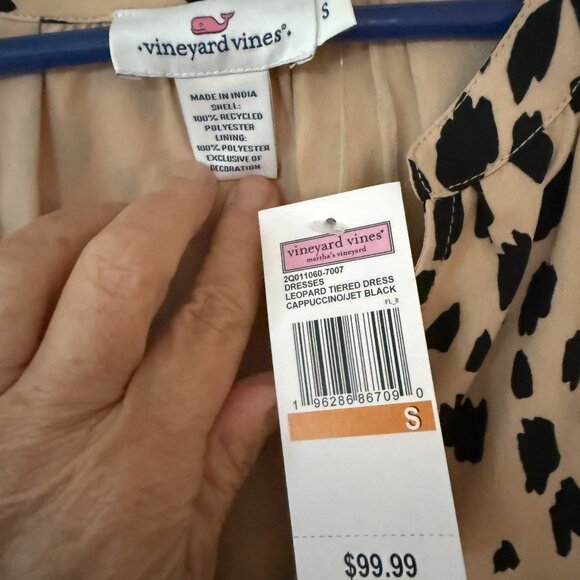 Vineyard Vines Dress - Picture 2 of 5